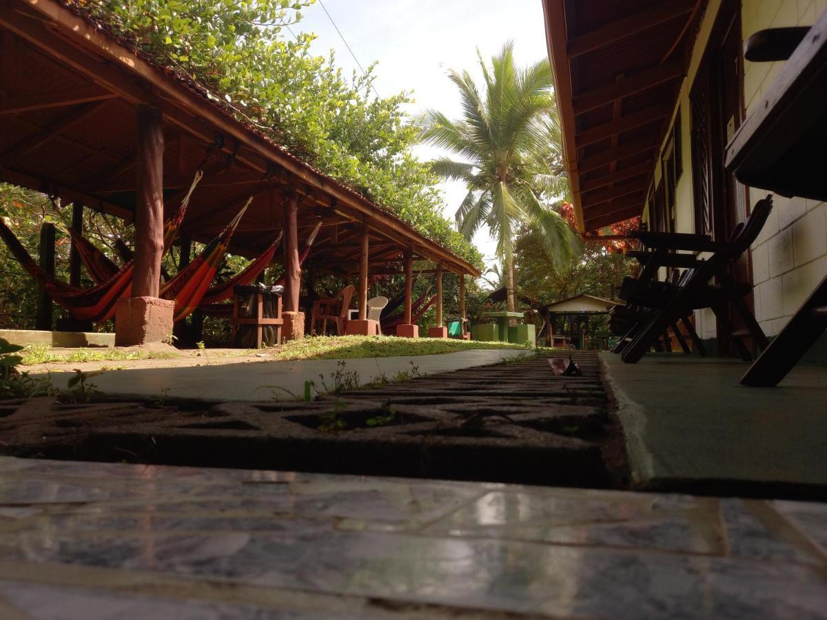 Cabinas Balcon Del Mar Tortuguero Eksteriør bilde